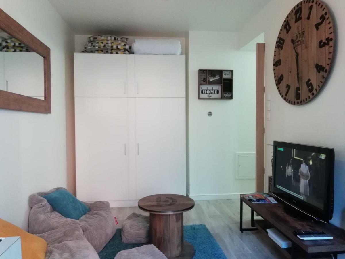 Апартаменти Chic Studio Near Paris Сен-Дені Екстер'єр фото